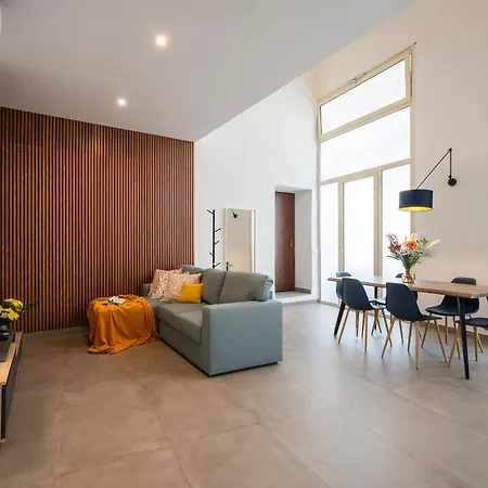 Duomo House Apartment Prato (Prato)